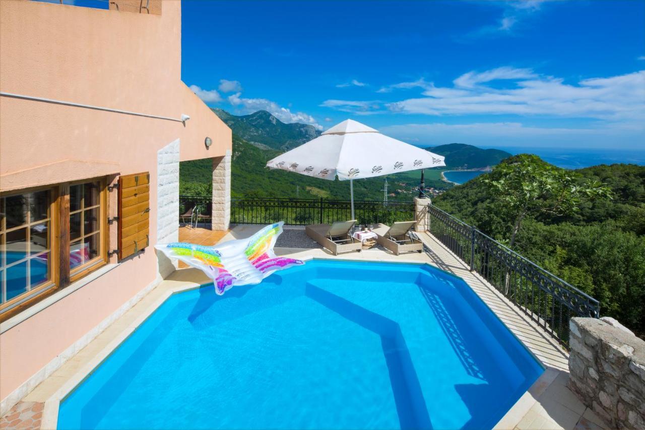 Villa Robinson Petrovac na moru Exterior foto