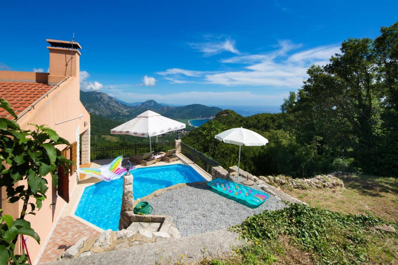 Villa Robinson Petrovac na moru Exterior foto