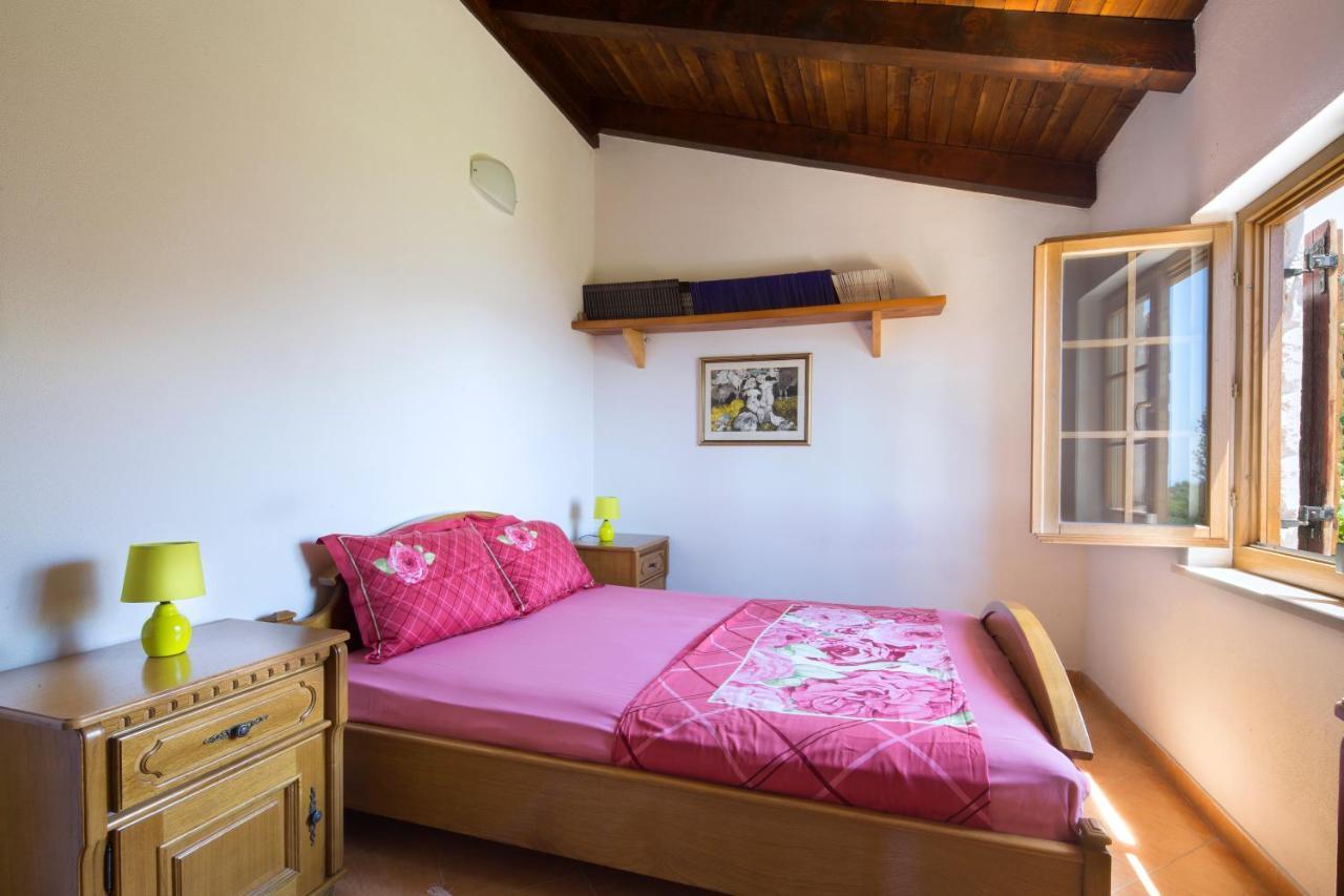 Villa Robinson Petrovac na moru Exterior foto