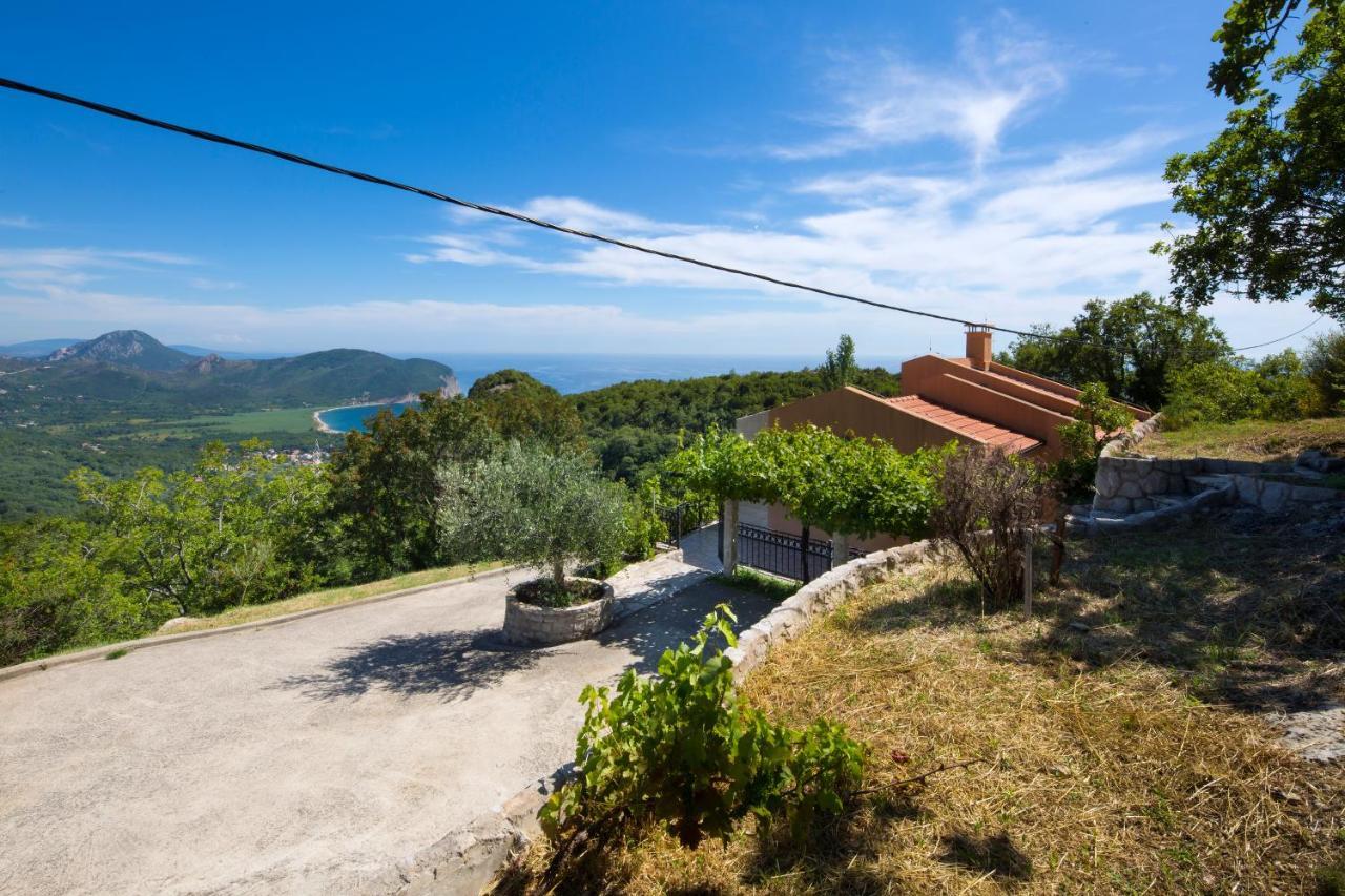 Villa Robinson Petrovac na moru Exterior foto